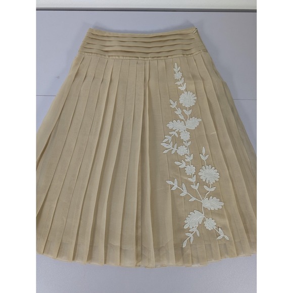 Robert Rodriguez Tan Midi Skirt with White Floral Detail - Picture 8 of 11